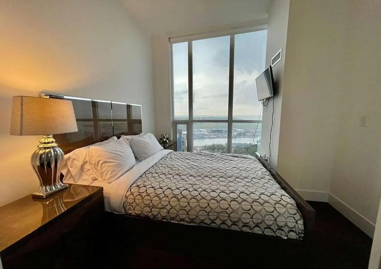 Holiday Premium Inn